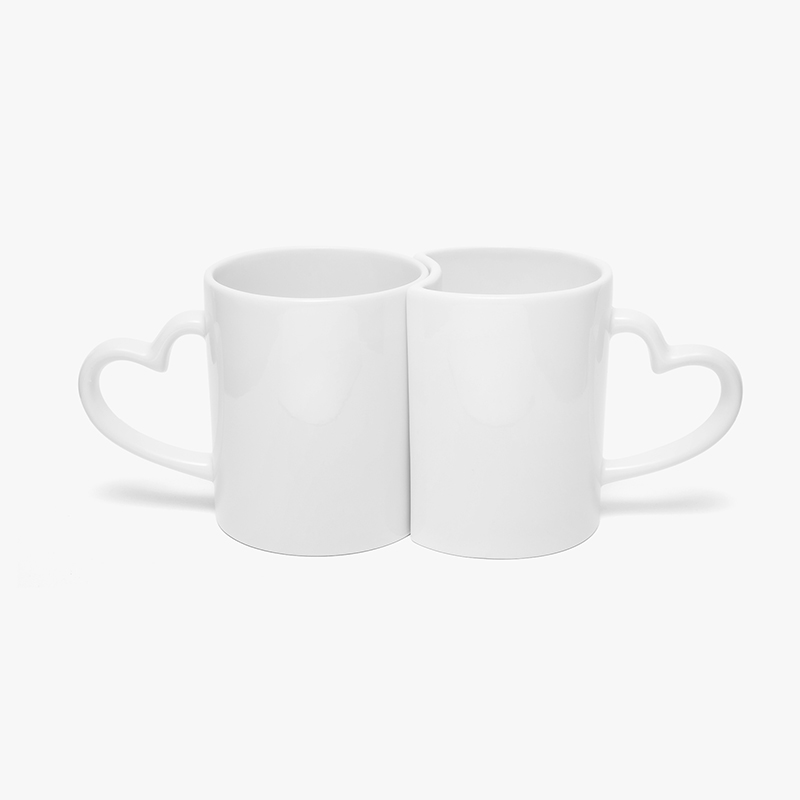 A customizable coffee mug set