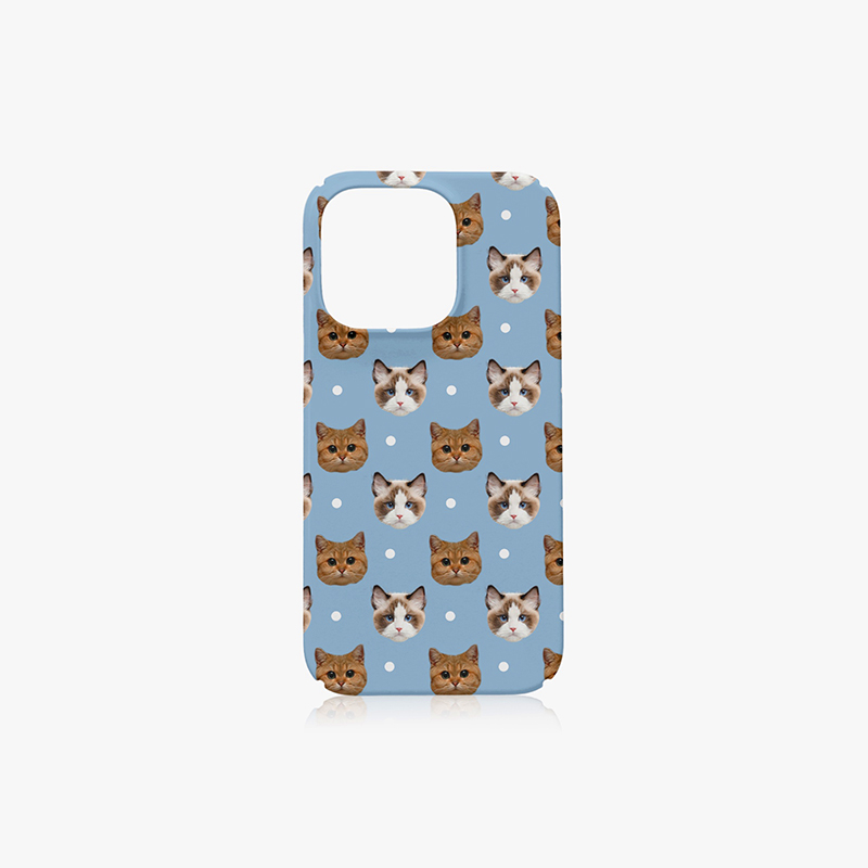 A blue phone case with a picture of a kitten on it